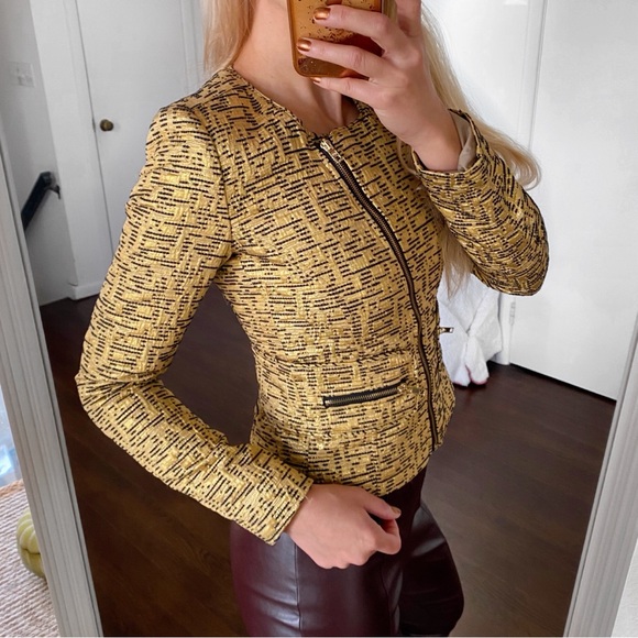 ⭐️ MANGO GOLD BLACK METALLIC BLAZER JACKET! - Picture 3 of 14